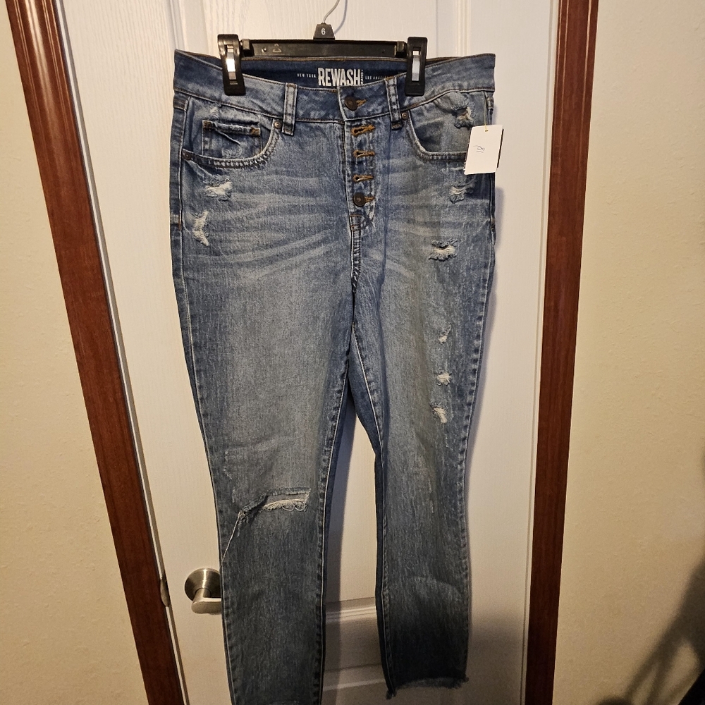 1 Preloved High Rise Jeans Size 7